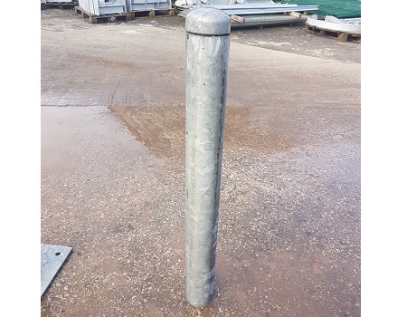Bollard and Cap