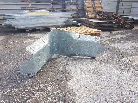 Internal 90° flexi corner