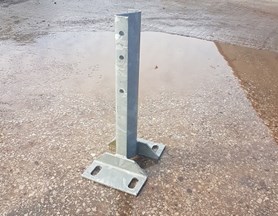 Bridge deck post