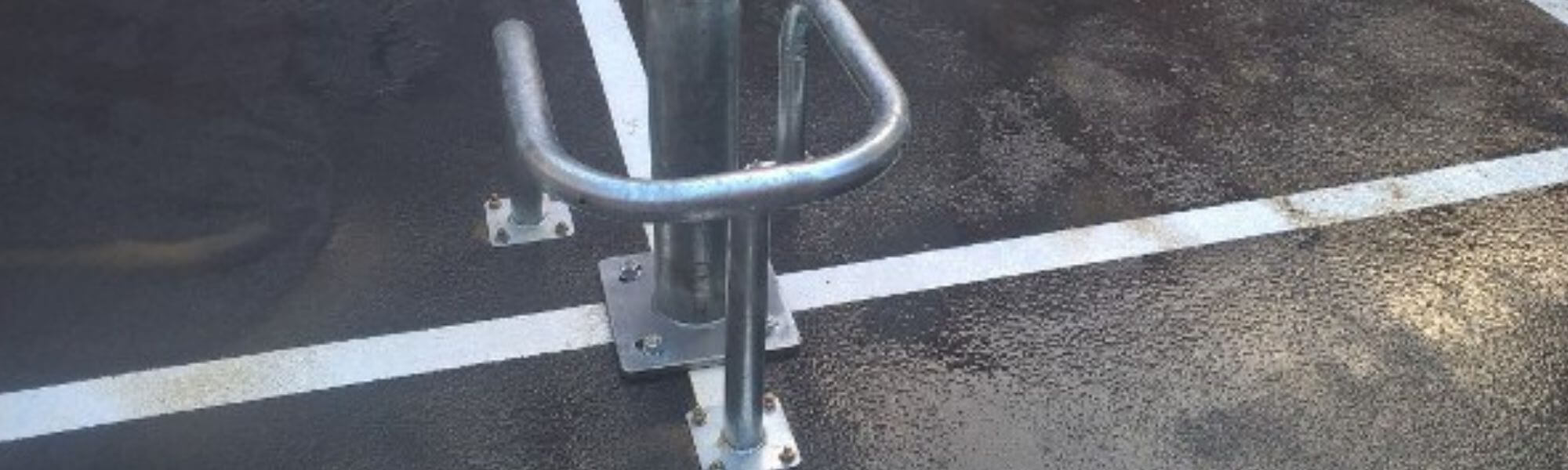 Lamp post column protector